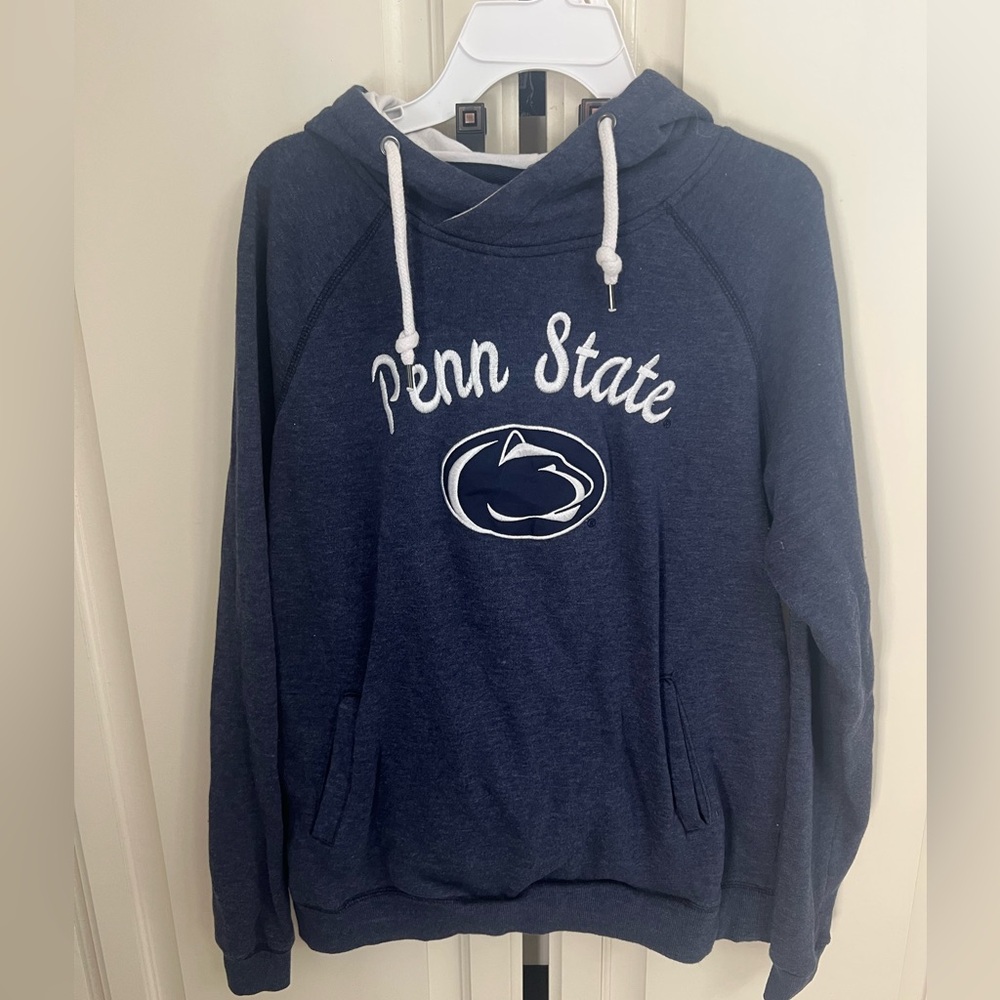 Colosseum Penn State Nittany Lions Women's Hooded Sweatshirt
